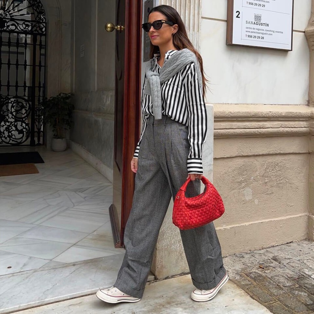 High-Waist Wide-Leg Trousers in Gray